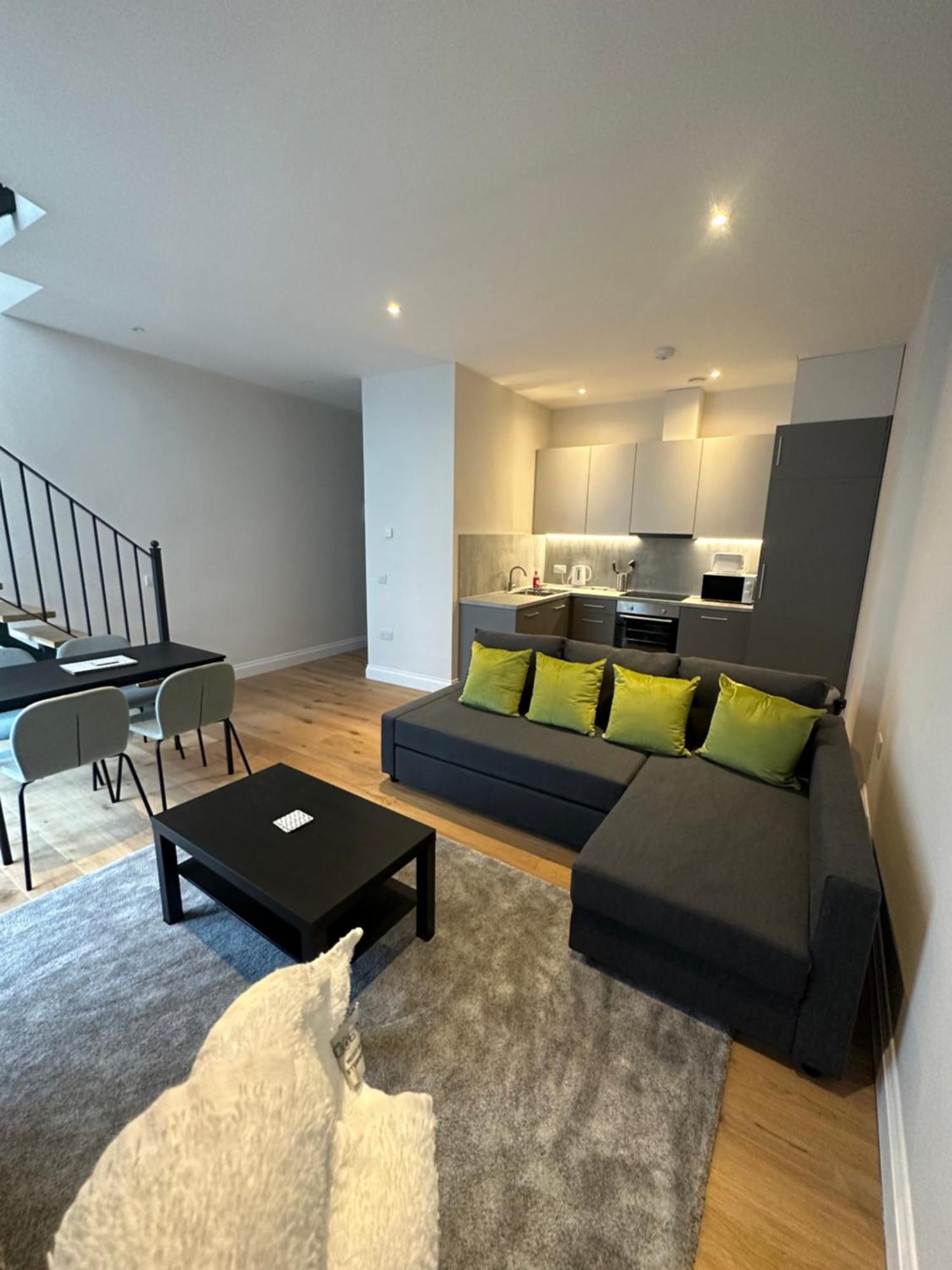 Winchester Street Apartments By Urban Abode Basingstoke Ngoại thất bức ảnh
